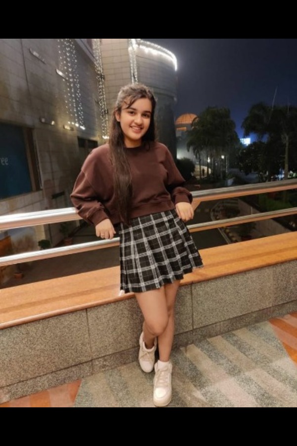 female call girl in Lajpat Nagar
